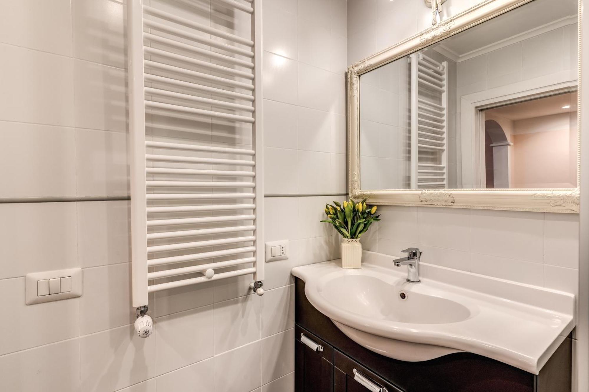 Collina Apartment